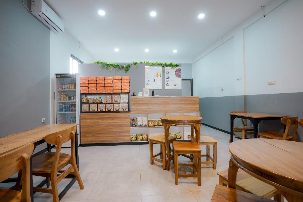 El Ora Hotel & Eatery Labuan Bajo Bagian luar foto