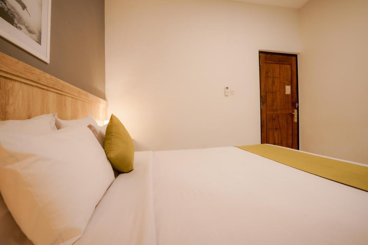 El Ora Hotel & Eatery Labuan Bajo Bagian luar foto